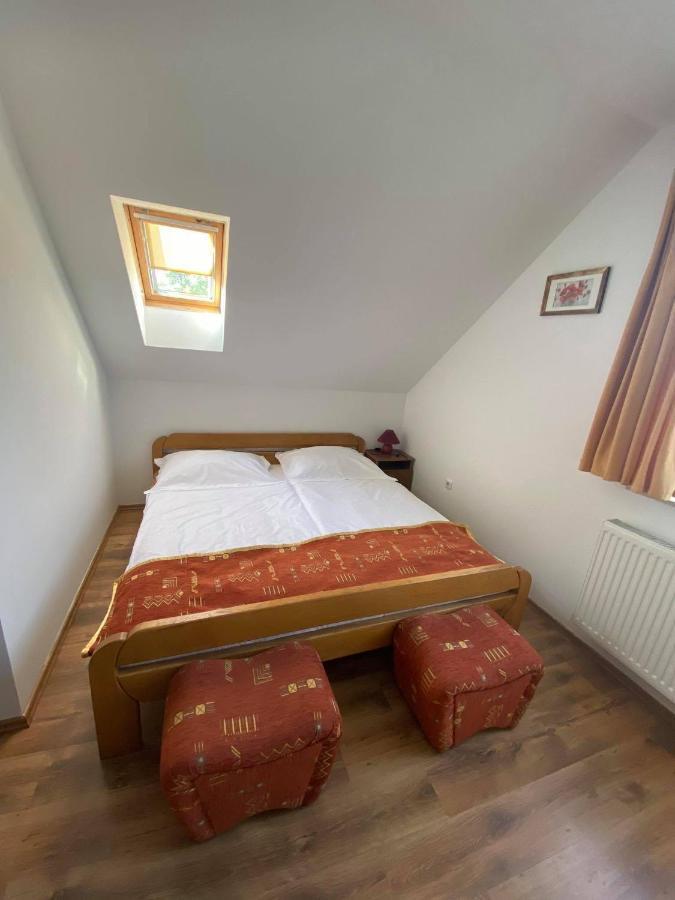 Naphaz Panzio Bed & Breakfast Tiszafüred Екстериор снимка